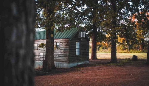 Cabaña tradicional, varias camas, vistas al lago, junto al lago (Lake Texoma Cedar Cabin - 6)