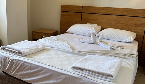 Standard Double Room, 1 Double or 2 Twin Beds, Balcony, Pool View