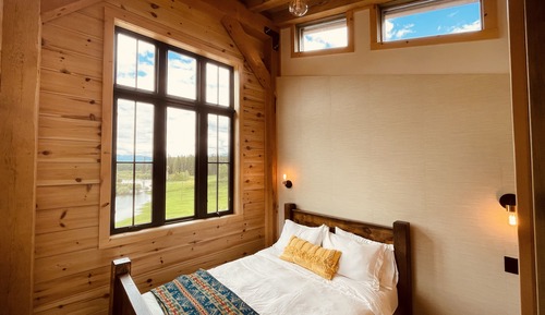 Cabaña de lujo, 2 camas de matrimonio, vistas al río