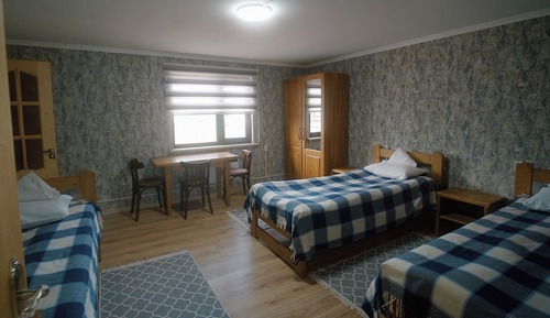 Habitación triple clásica, baño privado