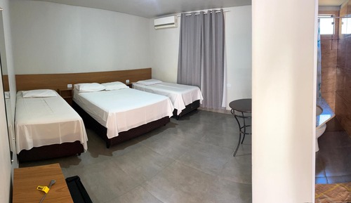 Habitación cuádruple estándar