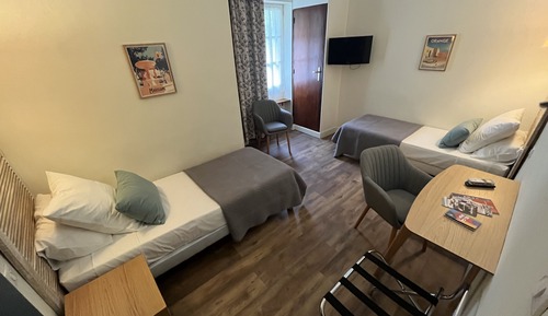 Habitación clásica con 2 camas individuales