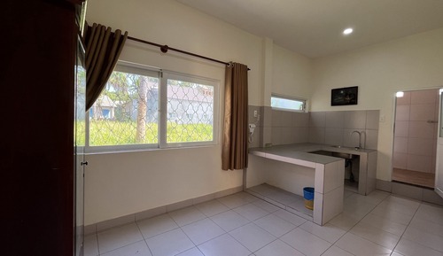 Habitación cuádruple básica, en la zona del jardín