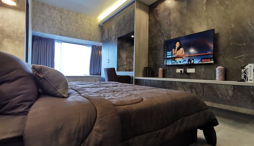 Estudio Premium, 1 cama de matrimonio grande, bañera, vistas a la ciudad