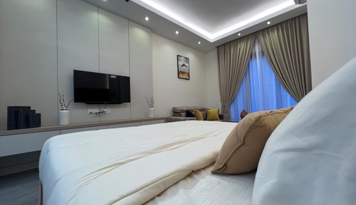Estudio superior, 1 cama de matrimonio grande, bañera