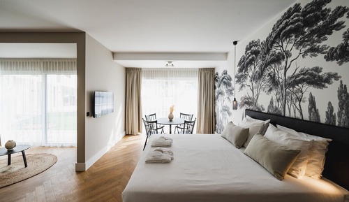 Suite superior (with bath)