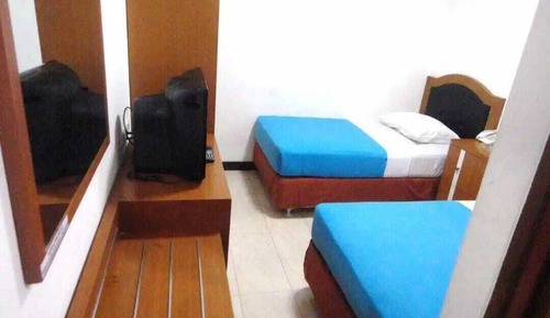 Habitación estándar con 1 cama doble o 2 individuales