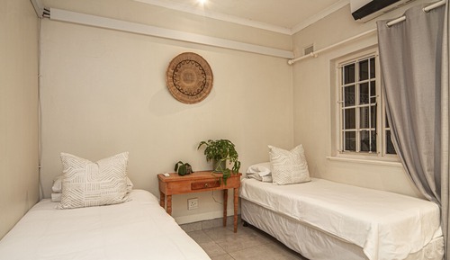 Habitación familiar, varias camas