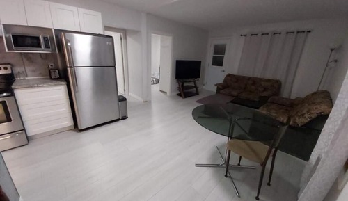 Appartement de deux chambres à coucher