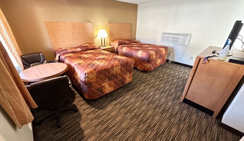 Habitación estándar con 1 cama doble o 2 individuales