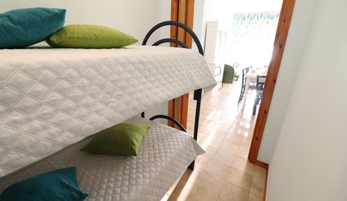 Casa, 2 habitaciones, balcón, vistas a la ciudad