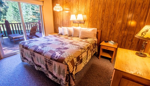 1 Bedroom Condo Evergreen B