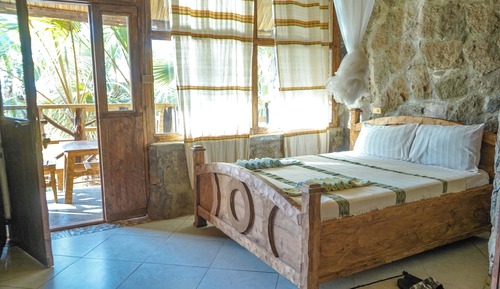 Habitación tradicional doble, 1 cama de matrimonio, vistas al lago