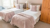 Basic Twin Room
