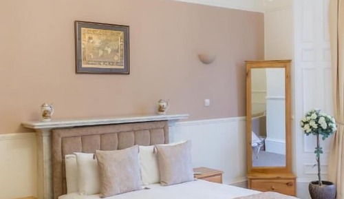 Basic Double Room