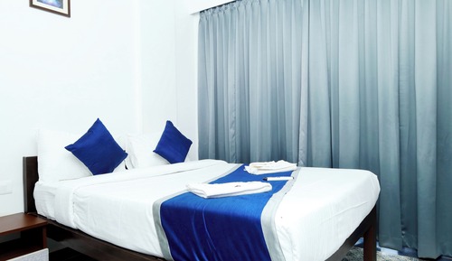 Habitación Deluxe, 1 cama de matrimonio, vistas a la ciudad