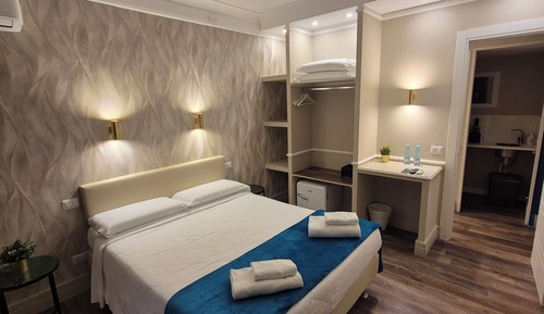 Double Room 6