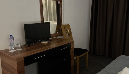 Habitación estándar con 1 cama doble o 2 individuales, 1 habitación