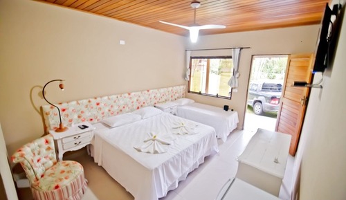 Habitación estándar con 1 cama doble o 2 individuales