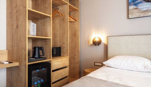 Suite junior, vistas parciales al mar