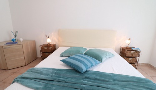 Casa, 2 habitaciones, balcón, vistas a la ciudad
