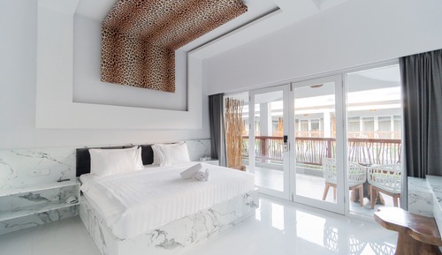 Habitación Deluxe doble, 1 cama doble, no fumadores, acceso a la piscina