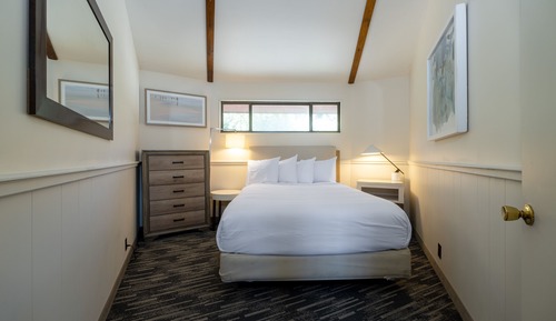 Suite, 3 habitaciones, vistas al lago (3 Bedroom Lakeview Suite)