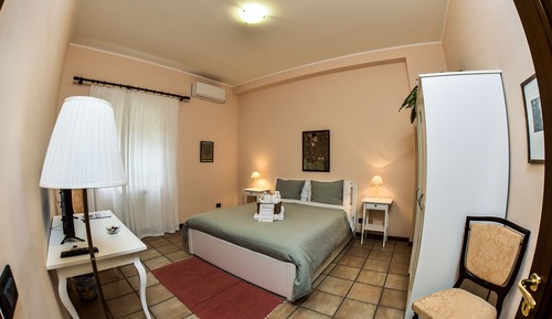 Habitación económica doble, varias camas