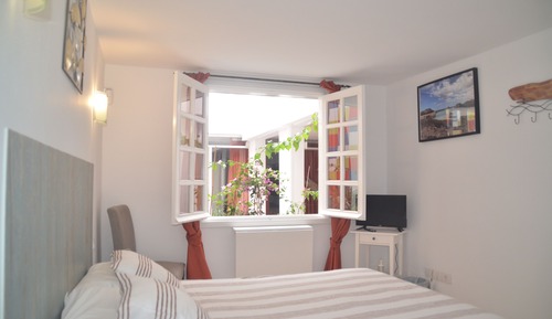 Habitación básica, 1 cama de matrimonio