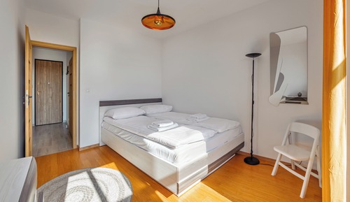 Apartamento (125 - ul. Obrońców Wybrzeża 8)