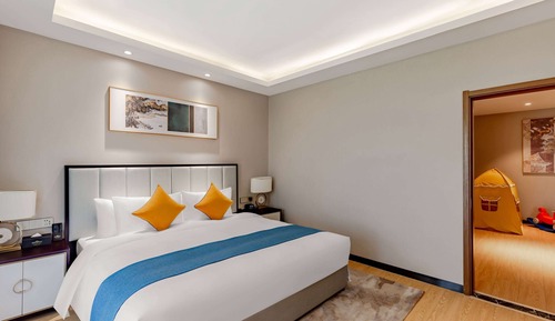 Suite familiar, varias camas, fumadores (Superior)