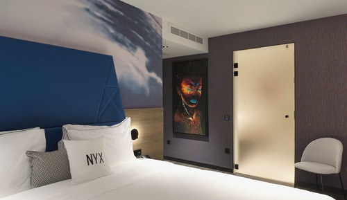 Space Executive Room, Business Lounge Access