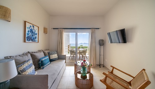 Habitación doble, varias camas, balcón, vistas al mar (07)