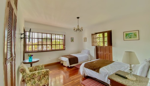 Habitación triple clásica