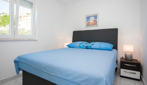 Apartamento (Two Bedroom Apartment with Balcony)