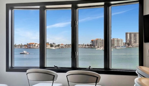 Suite estudio de diseño, 1 cama de matrimonio, vistas a la bahía