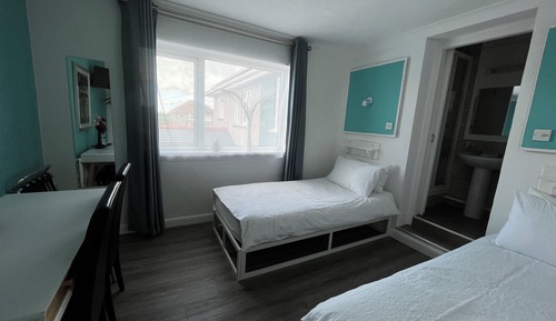 Habitación con 2 camas individuales (West)