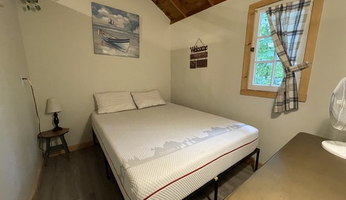 Casa de campo, 2 habitaciones, cocina, junto a la playa