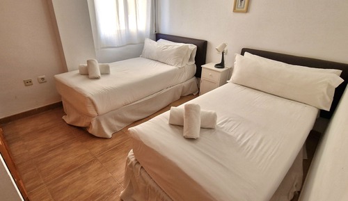 Apartamento estándar, vistas parciales al mar