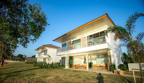Habitación Deluxe, 1 cama de matrimonio grande, vistas al lago