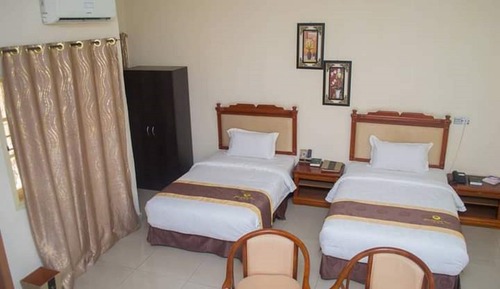 Habitación superior con 2 camas individuales