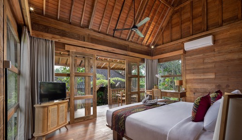 Bungalow Deluxe