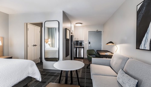 Suite estudio, 1 cama de matrimonio grande, bañera accesible (Kitchen, Accessible Bathtub)