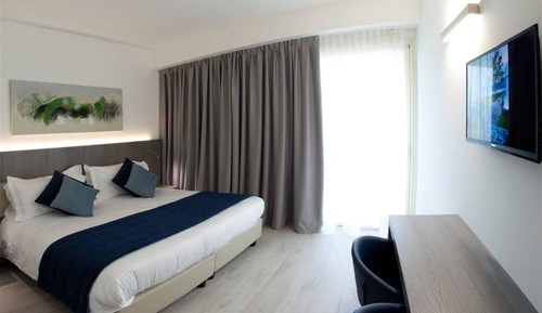 Habitación Deluxe con 1 cama doble o 2 individuales