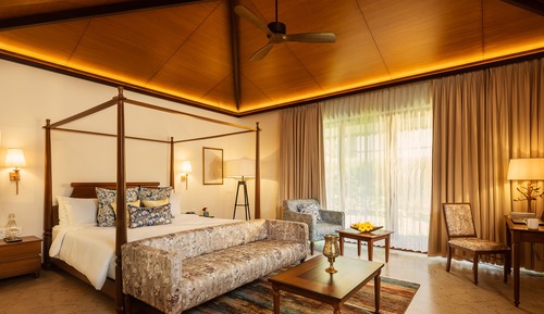 Habitación superior, 1 cama de matrimonio grande, vistas al jardín, en la zona del jardín