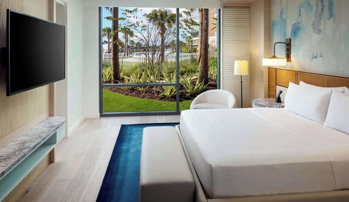 Suite de lujo, 1 cama de matrimonio grande, junto a la piscina