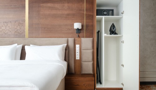 Habitación superior con 1 cama doble o 2 individuales