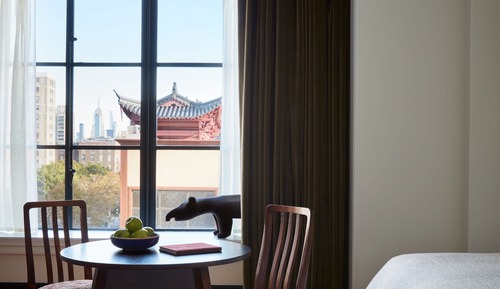 Suite (Orchard)