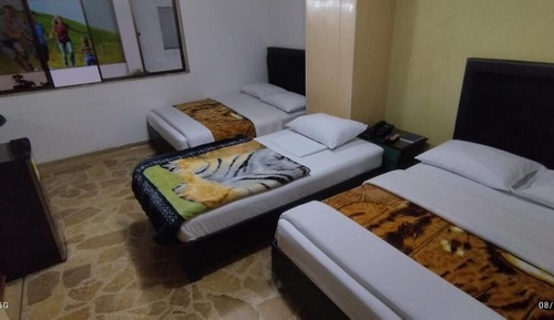 Habitación triple básica