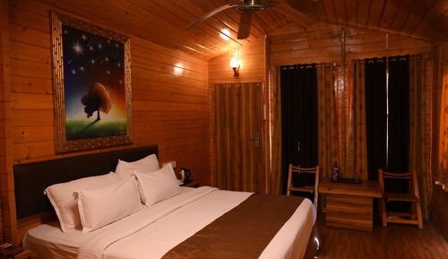 Vega Room